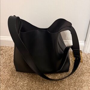 Chic Black Shoulder Bag